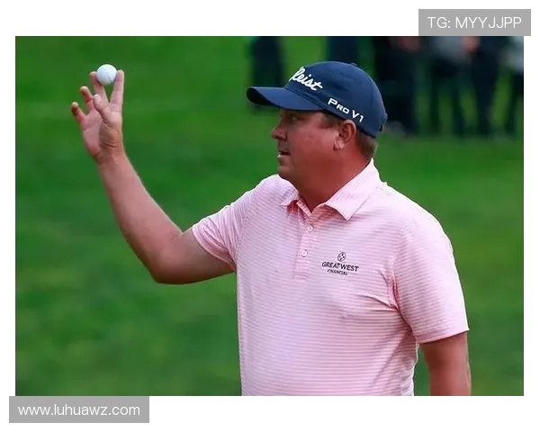 波鸿宣布解雇主帅黑金和体育总监杜夫纳 即刻生效